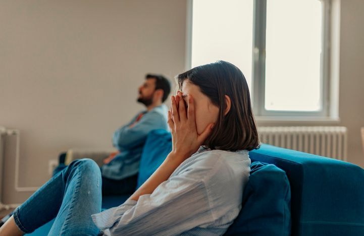 « Partir, c’est s’en laver les mains » : ces proches d’agresseurs qui font le choix de les soutenir