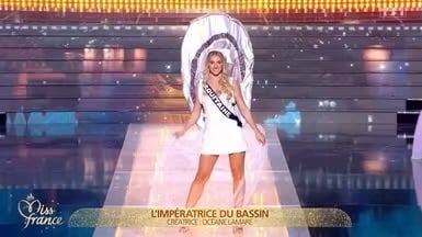 Une Miss déguisée en huître géante fait le buzz !