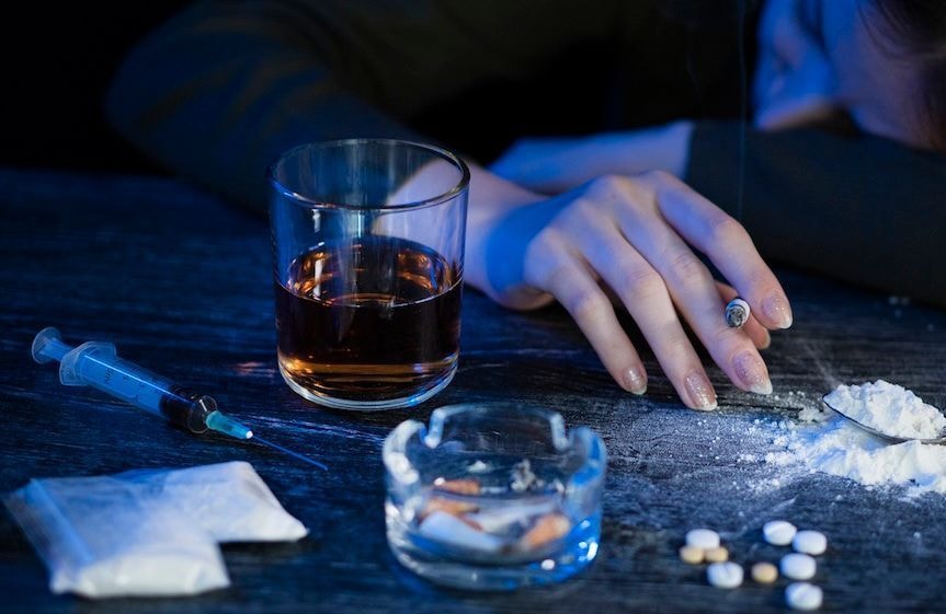 Cocaïne : pourquoi les femmes développent plus facilement une dépendance que les hommes ?