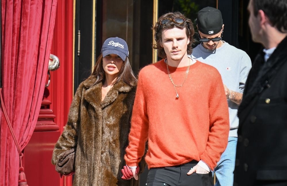Cruz Beckham partage un moment suspendu en musique avec sa mère Victoria Beckham et les Spice Girls