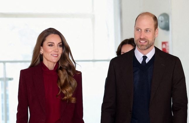 Bordeaux + rouge : le combo chromatique ultra-maîtrisé et audacieux de Kate Middleton
