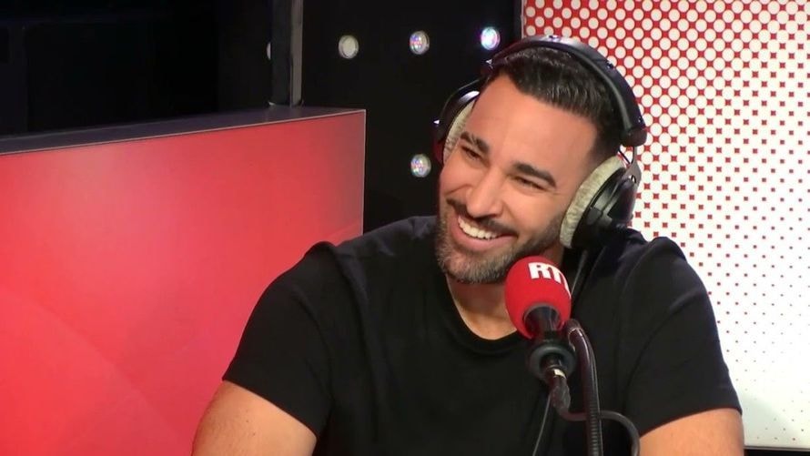 "Il a du goût Monsieur Hollande" : en direct des "Grosses Têtes", Adil Rami fait du gringue à Valérie Trierweiler