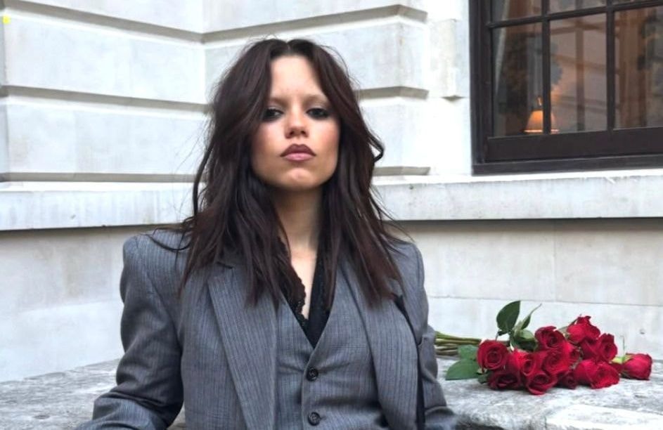 Jenna Ortega dévoile l'erreur beauté qu'elle commet régulièrement