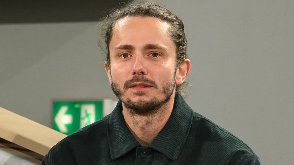 Guillaume Pley accusé d’avoir piégé une ado de 14 ans : "T’es un bébé encore", Julien le stagiaire contre-attaque