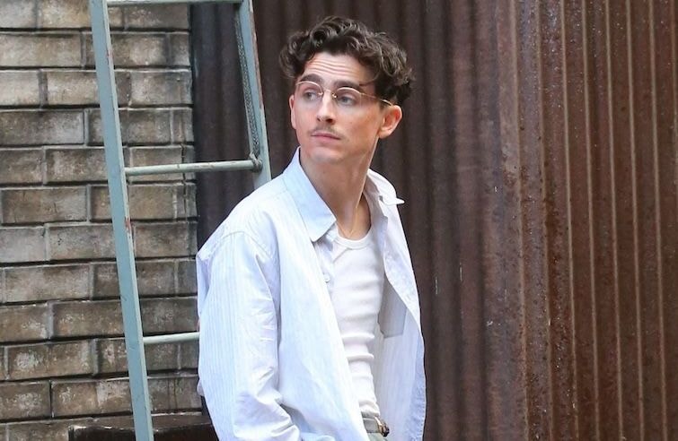 Timothée Chalamet chanteur ? Il révèle être l’interprète des chansons dans le biopic sur Bob Dylan