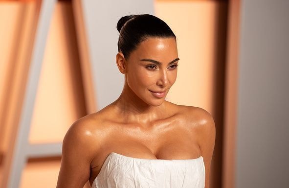 Braquage de Kim Kardashian : ce que la star attend du procès des « papys braqueurs »