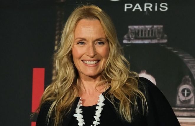 Estelle Lefébure grand-mère : elle partage un rare cliché en compagnie de son petit-fils Harrison