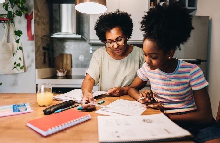 Trois quarts des jeunes font appel à leurs mères dans leurs choix d’orientation