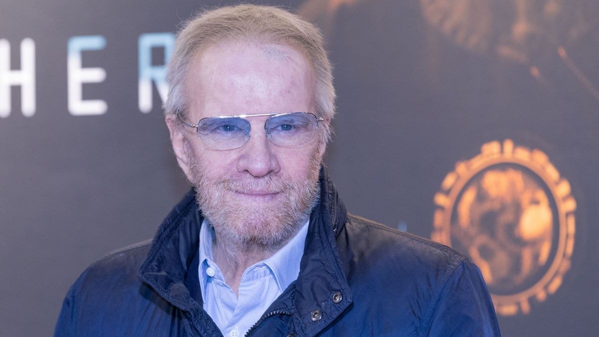 Christophe Lambert (69 ans) évacué en urgence : que sait-on sur l'état de santé de l'acteur ? "Il n'avait pas dormi la nuit précédente"