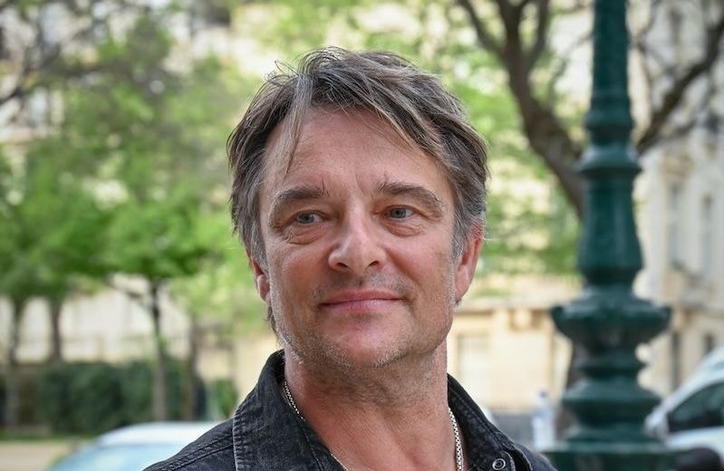 Anniversaire de David Hallyday, son fils Cameron partage de tendres clichés souvenirs pour l’occasion