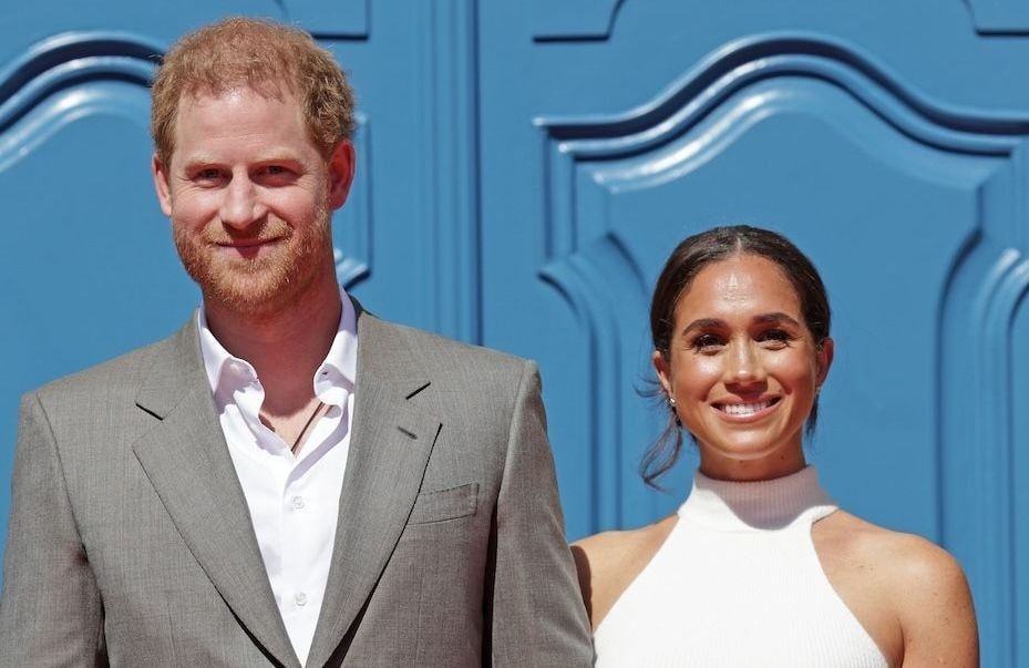 Meghan Markle fière : elle partage une vidéo du prince Harry, surfeur émérite
