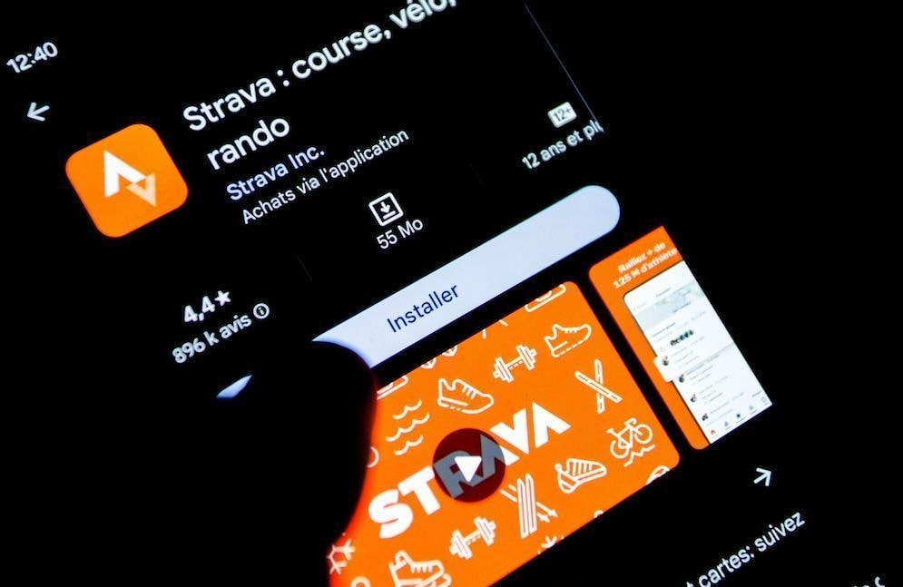 Strava : briller sans transpirer ? Quand des runners paient des jeunes pour courir à leur place