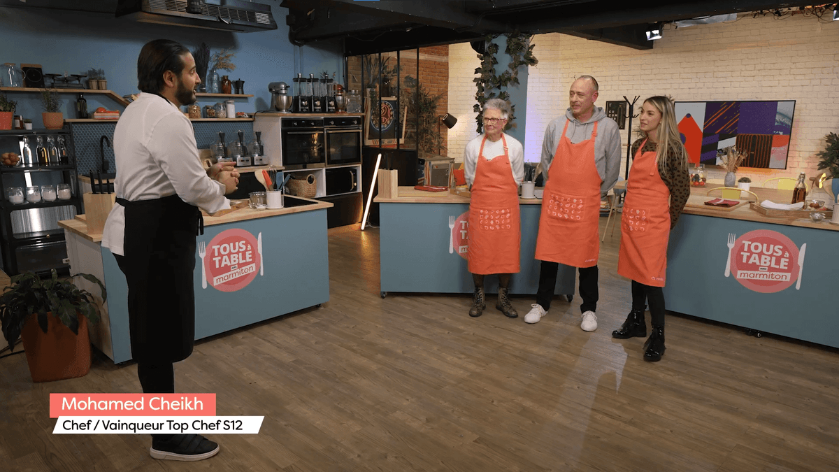 Tous &agrave; table 2[71].png