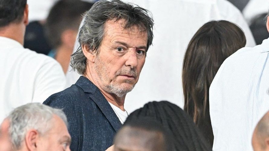 Jean-Luc Reichmann : suite à son home-jacking, l'animateur prend une décision radicale pour sa carrière