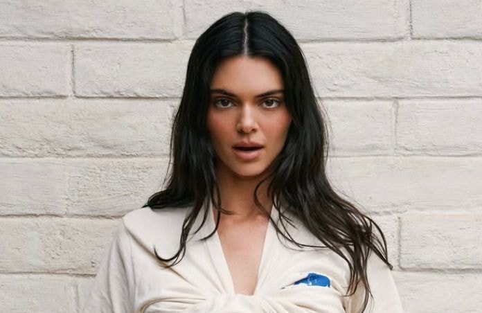 Canicule : on copie la coiffure anti-chaleur de Kendall Jenner (avec l’accessoire de l’été)