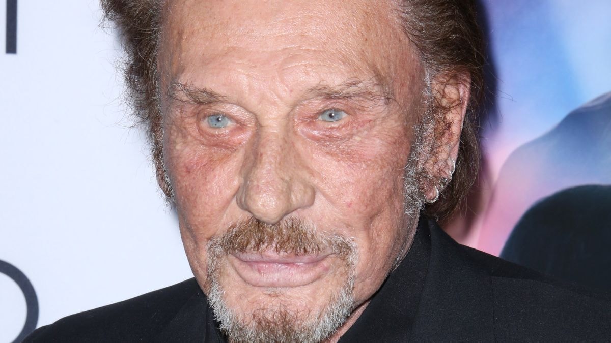 "C'était un ivrogne" : les confidences déroutantes d'un ancien proche de Johnny Hallyday sur ses addictions