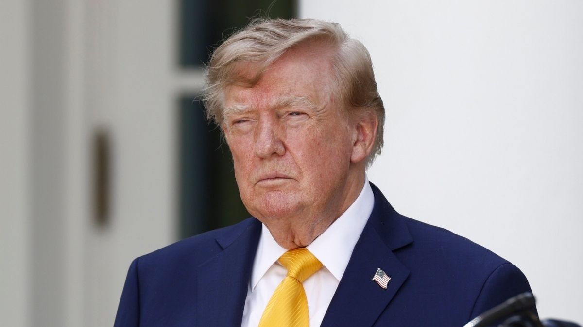 "C'est une tentative d'effacer le français" : Abnousse Shalmani salue la riposte de Mark Carney face à Trump