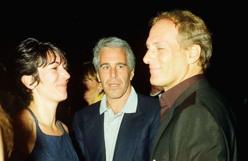 Affaire Epstein : qu’est-ce que la fenêtre d’Overton, ce concept qui explique qu'on s'habitue à l’horreur ?