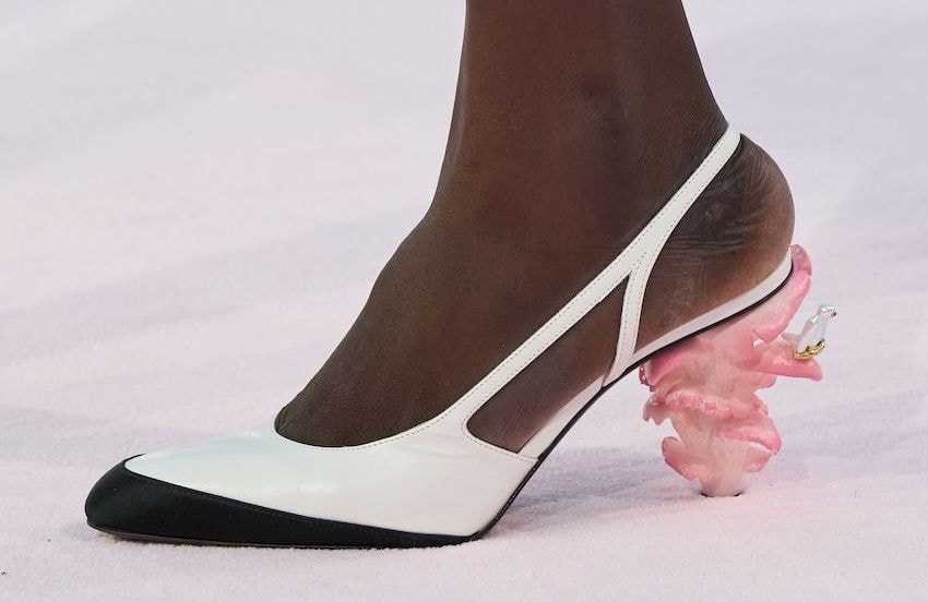 Qui est Safa Sahin, le génie discret du soulier qui s’apprête à tout changer chez Chanel ?