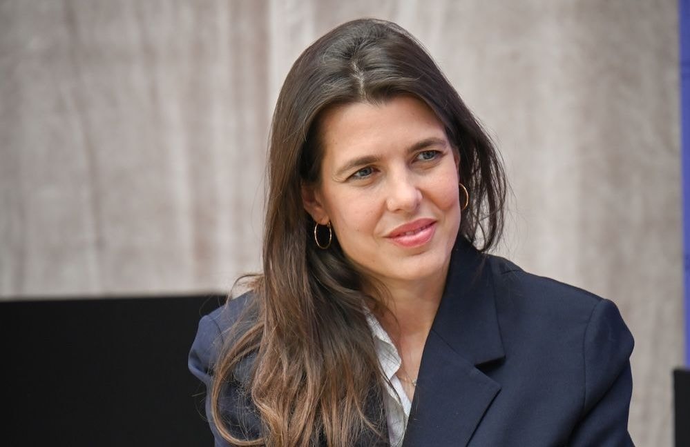 Charlotte Casiraghi se confie sur sa mère Caroline de Monaco : « J’ai grandi auprès d'une mère brillante »
