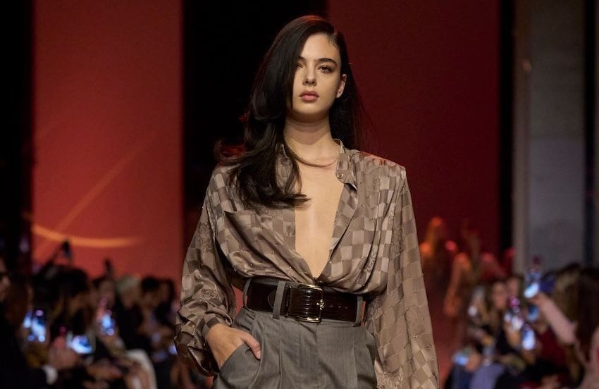 Deva Cassel : la fille de Monica Bellucci ouvre le défilé Elie Saab