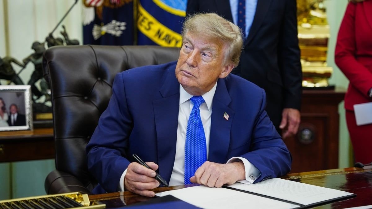 Donald Trump déclenche une cyberguerre privée : "Manipulation, perturbation, dégradation ou destruction"