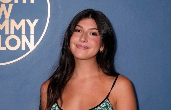 Adam Sandler : qui est sa fille Sunny, 17 ans, qui marche déjà dans ses pas ?