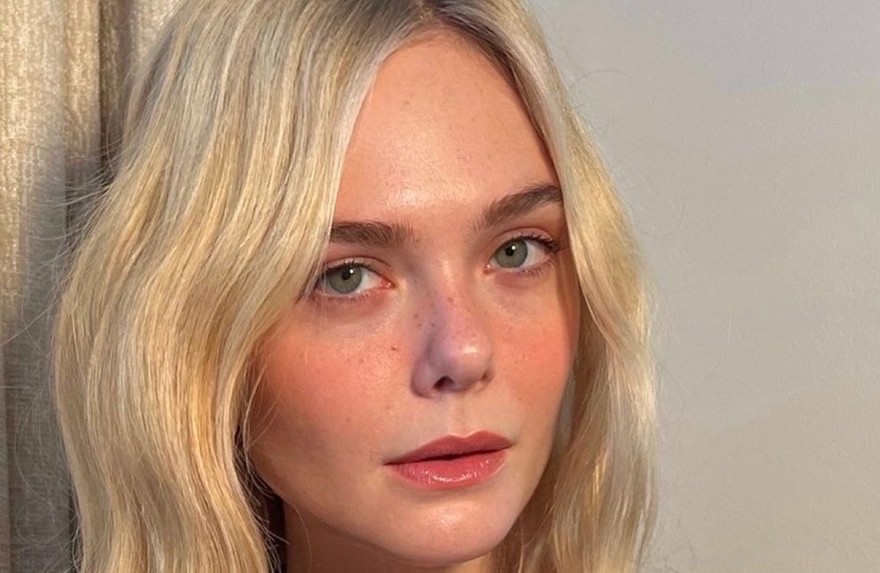 Pourquoi l’« iPhone face » n’est plus le visage idéal sur les réseaux sociaux