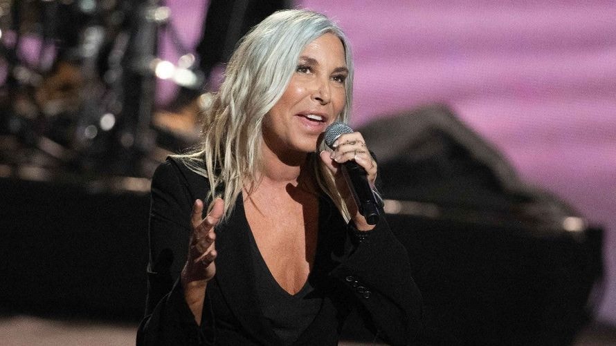"Un concert en urgence" : Zazie perturbée par un grave pépin de santé
