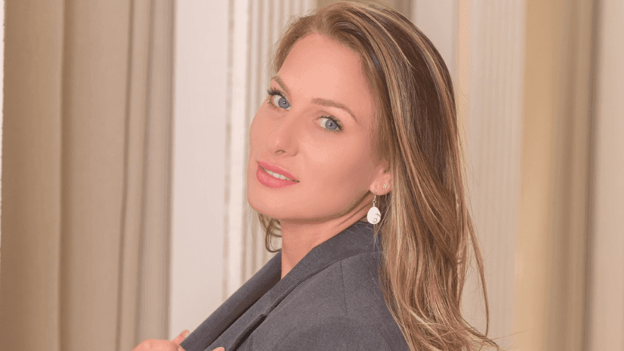 Camille Santoro (Familles nombreuses) démunie : elle ne parvient pas à trouver une solution pour soulager son fils