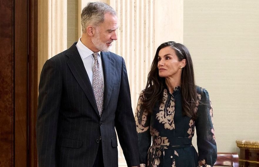 Letizia d'Espagne prouve que la robe à fleurs peut être incroyablement chic