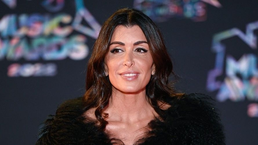 Aya Nakamura, Jenifer étrangement absentes du top 10 des chanteuses préférées des Français : Françoise Hardy et Mylène Farmer triomphent