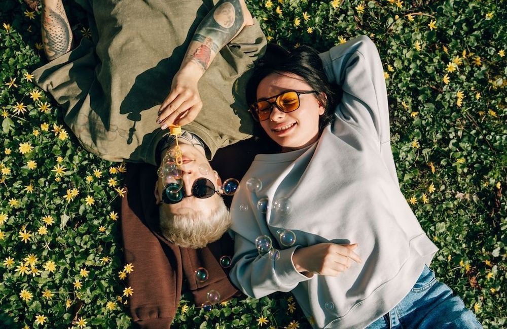 Rencontres amoureuses : où les couples se forment-ils dans la vraie vie ?