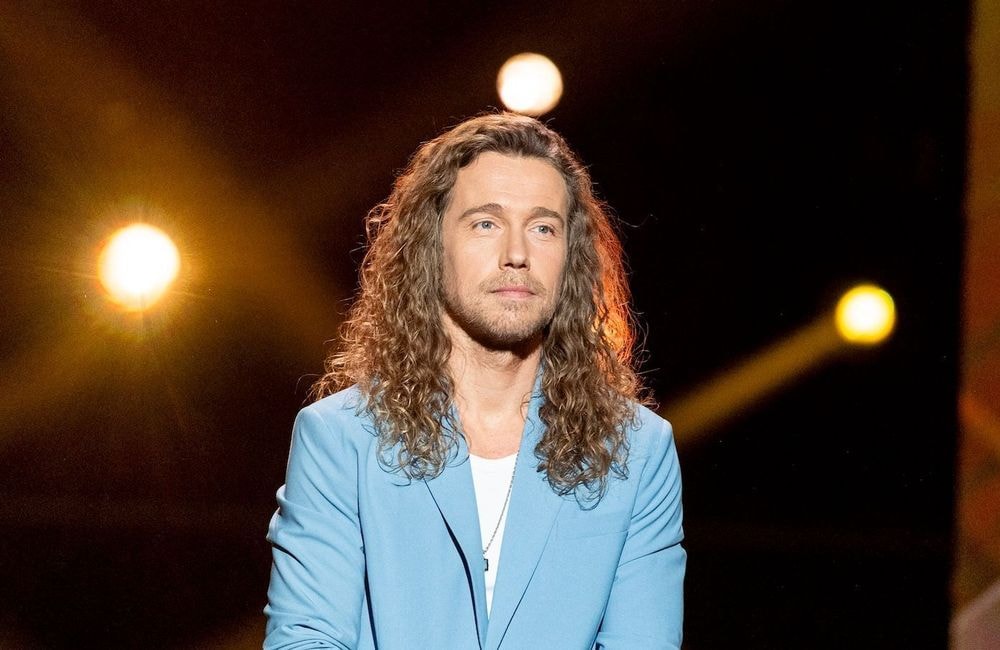 Julien Doré prêt à arrêter sa carrière pour son fils ? Il se confie