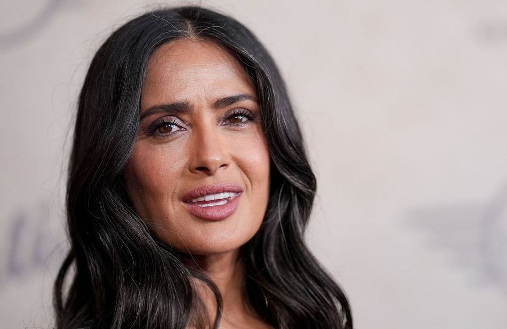 Cette danse tout en déhanché de Salma Hayek qui fascine Instagram