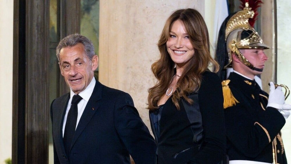 Carla Bruni lâche une confidence osée sur sa “vie sexuelle fantastique” avec Nicolas Sarkozy