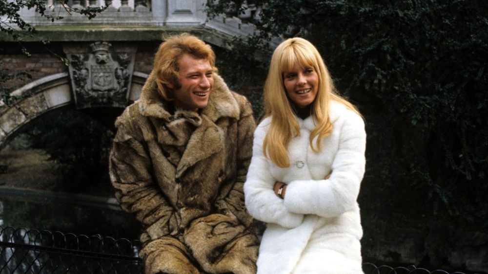 Sylvie Vartan revient sur des images cultes en moto avec Johnny Hallyday : "À vrai dire…"