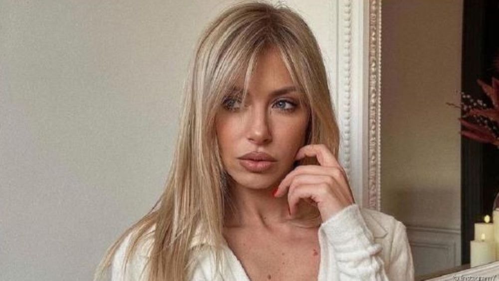 « Défigurée », « Elle a morflé » : Stéphanie Clerbois métamorphosée, les internautes sous le choc