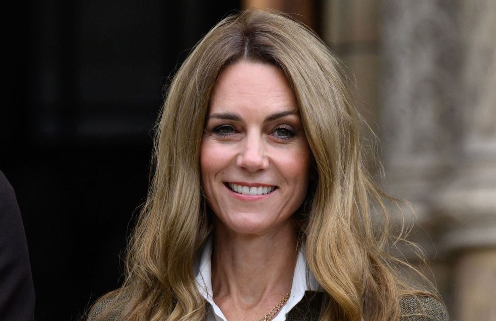 Sam McKnight, l'ancien coiffeur de Lady Di se dit "horrifié" et "dégoûté" par les critiques