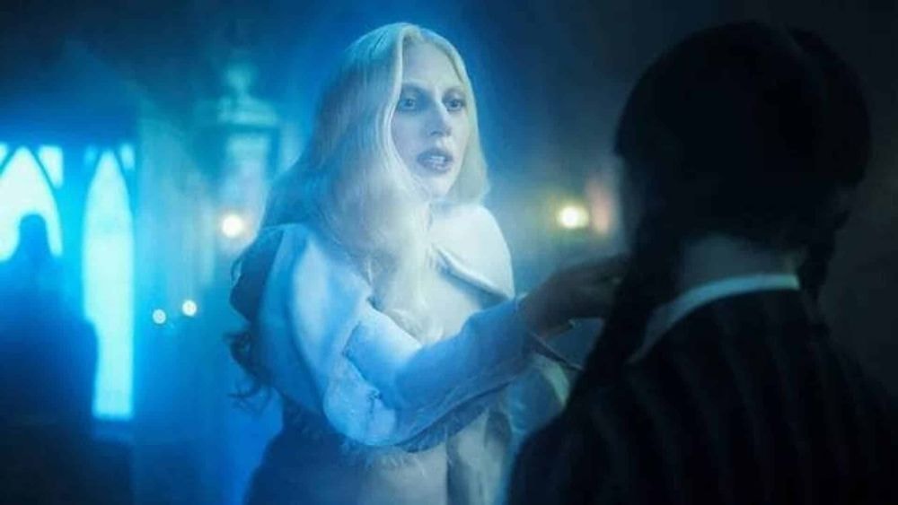 Mercredi sur Netflix : pourquoi Lady Gaga a-t-elle rejoint la saison 2 au côté de Jenna Ortega ?