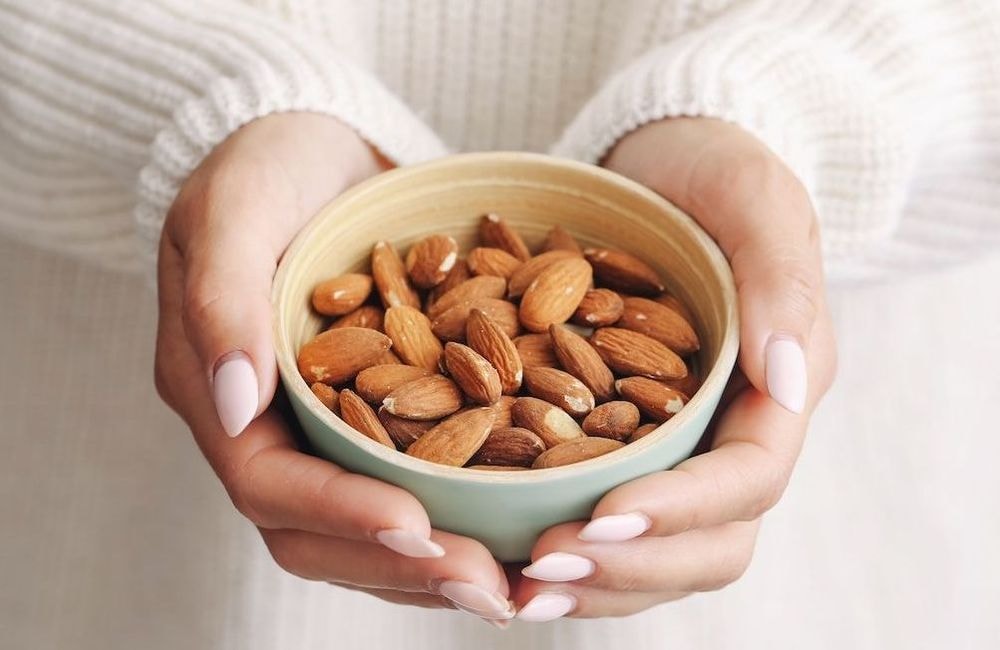 Voici pourquoi il ne faut pas dépasser les 30 grammes d’amandes conseillés par jour