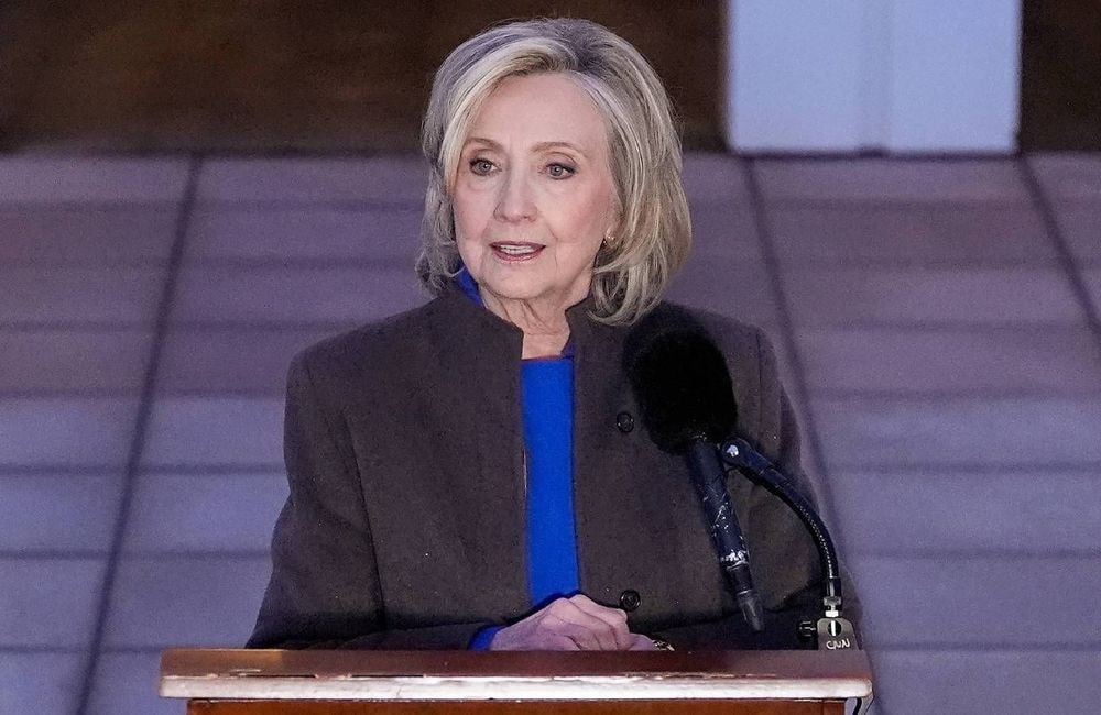 Affaire Epstein : pourquoi Hillary Clinton doit, à chaque fois, répondre des actes de son mari