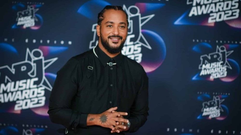 En pleine période délicate, Slimane peut compter sur le soutien d'une amie, star du petit écran : "Le grand, l'unique"