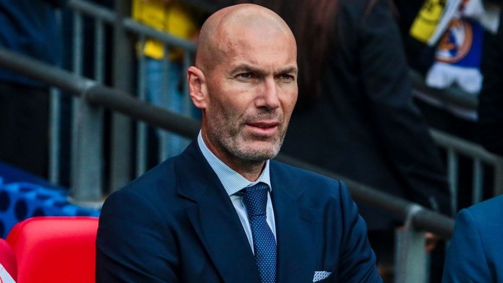 Zinédine Zidane opposé au RN, Marine Le Pen s'en mêle : "Il vote Macron !", sa sortie met le feu aux poudres