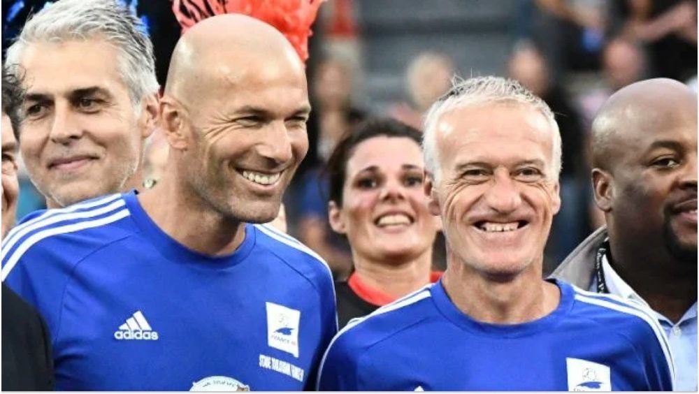 Zinédine Zidane bientôt à la tête des Bleus, découvrez quand il remplacera Didier Deschamps