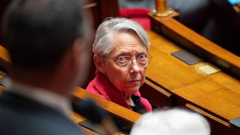 Élisabeth Borne et une ministre à deux doigts d'en "venir aux mains" : "C'était chaud physiquement"