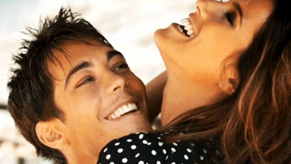 Karine Ferri : l'animatrice rend un tendre et émouvant hommage à Grégory Lemarchal qui aurait fêté ses 41 ans !
