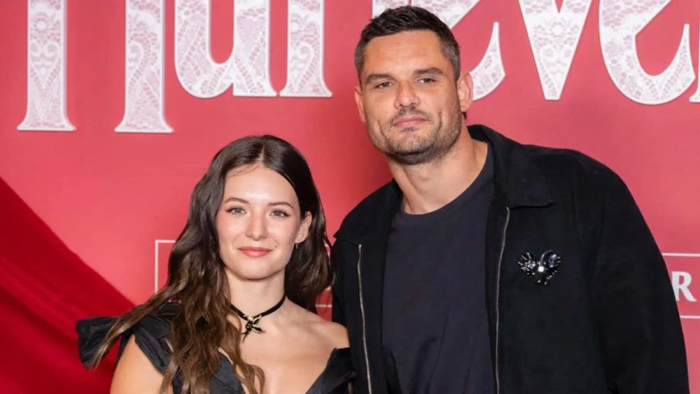 Florent Manaudou et Elsa Bois : inséparables, ils ne se cachent plus !