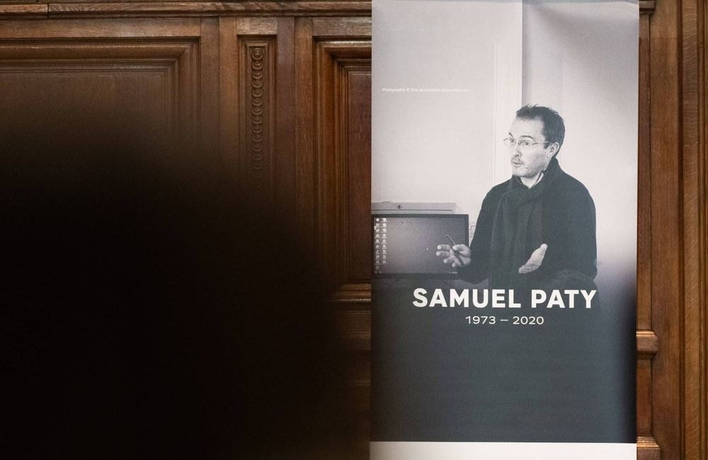 Procès Samuel Paty : de lourdes peines pour les accusés, complices du tueur