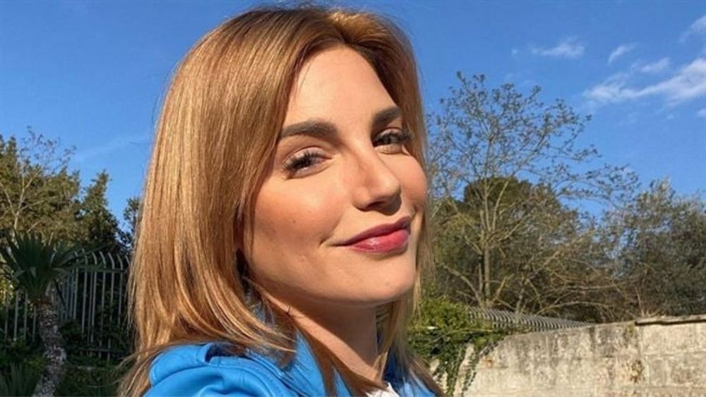 Nadège Lacroix : elle refuse que son bébé porte le nom d’Emanuel et choque la toile